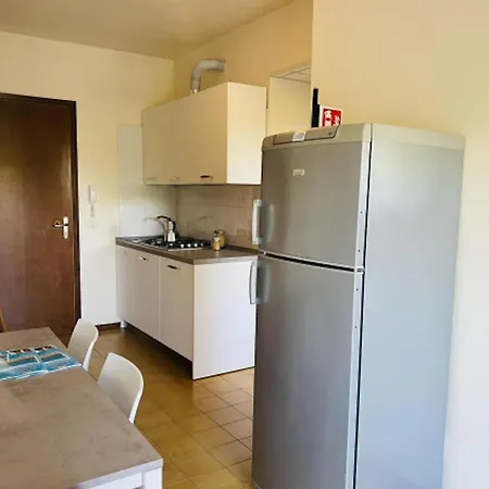 Διαμέρισμα Luminous Flat With Balcony-beahost *