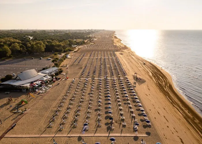 Luminous Flat With Balcony-beahost